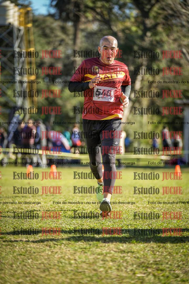 Fotos de la llegada del cross de 4000 m - varones