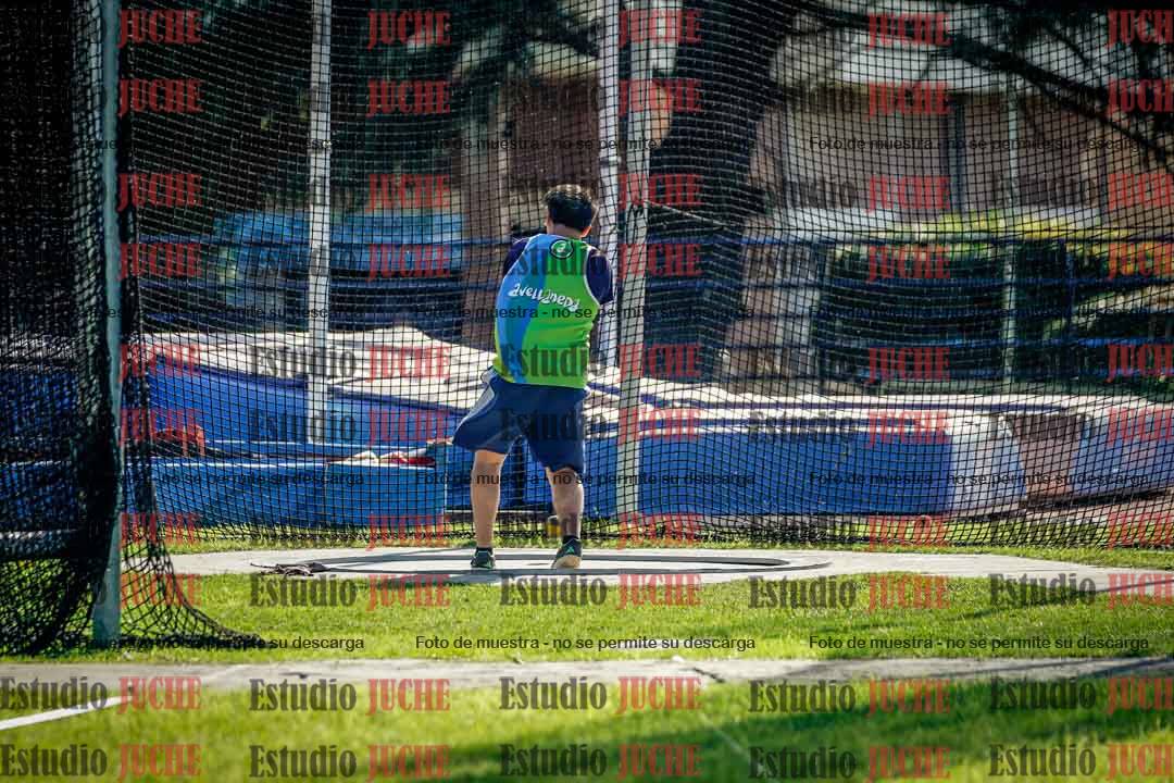 Fotos del lanzamiento de martillo de varones