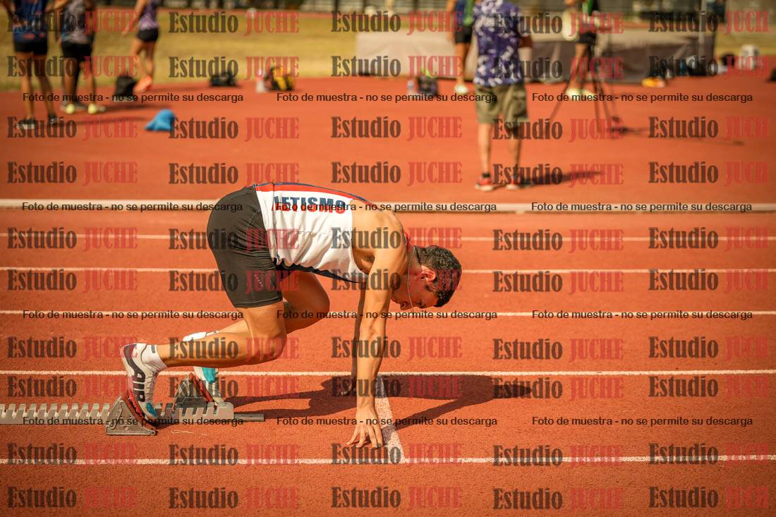 Fotos de los 400 m llanos de varones