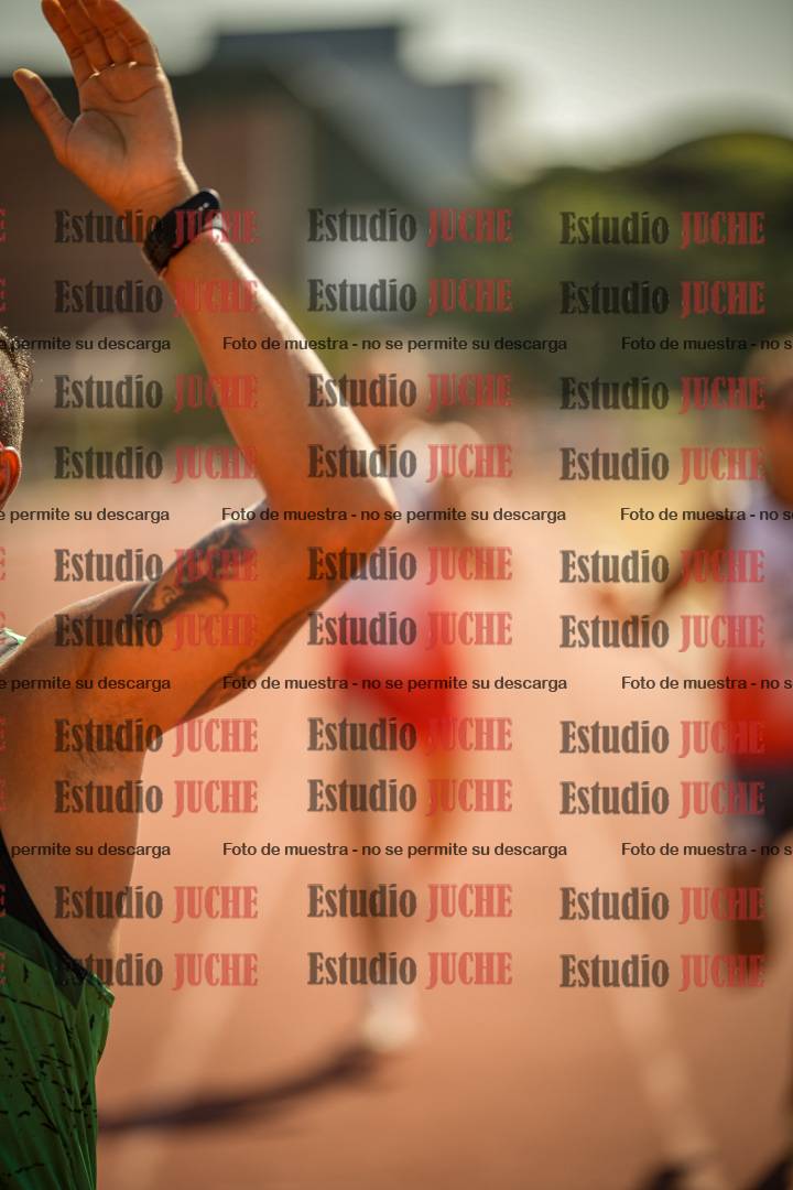 Fotos de los 3000 m llanos de varones