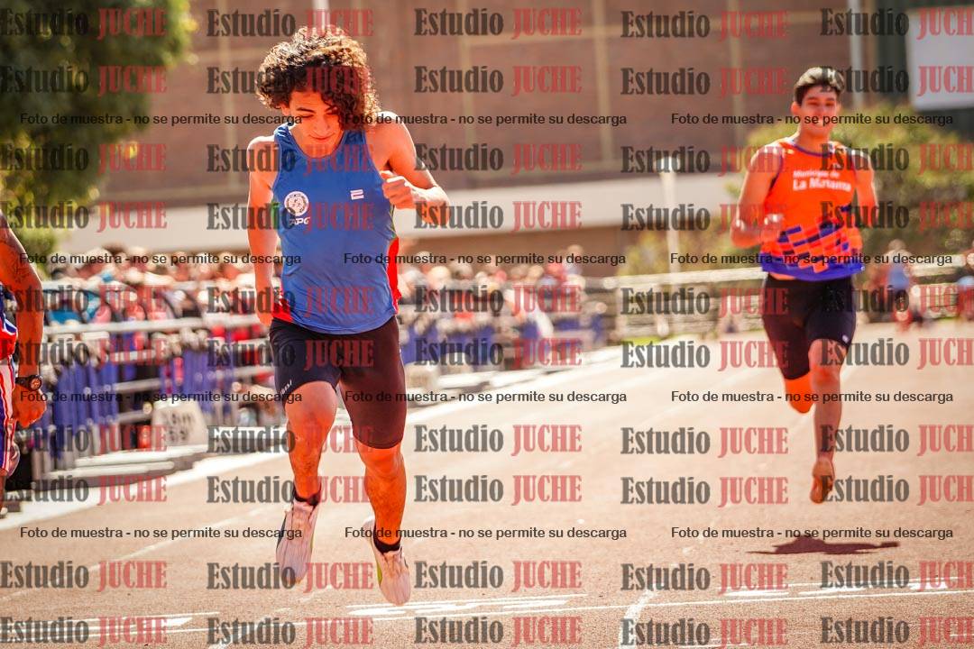 Fotos de los 100 m llanos de varones