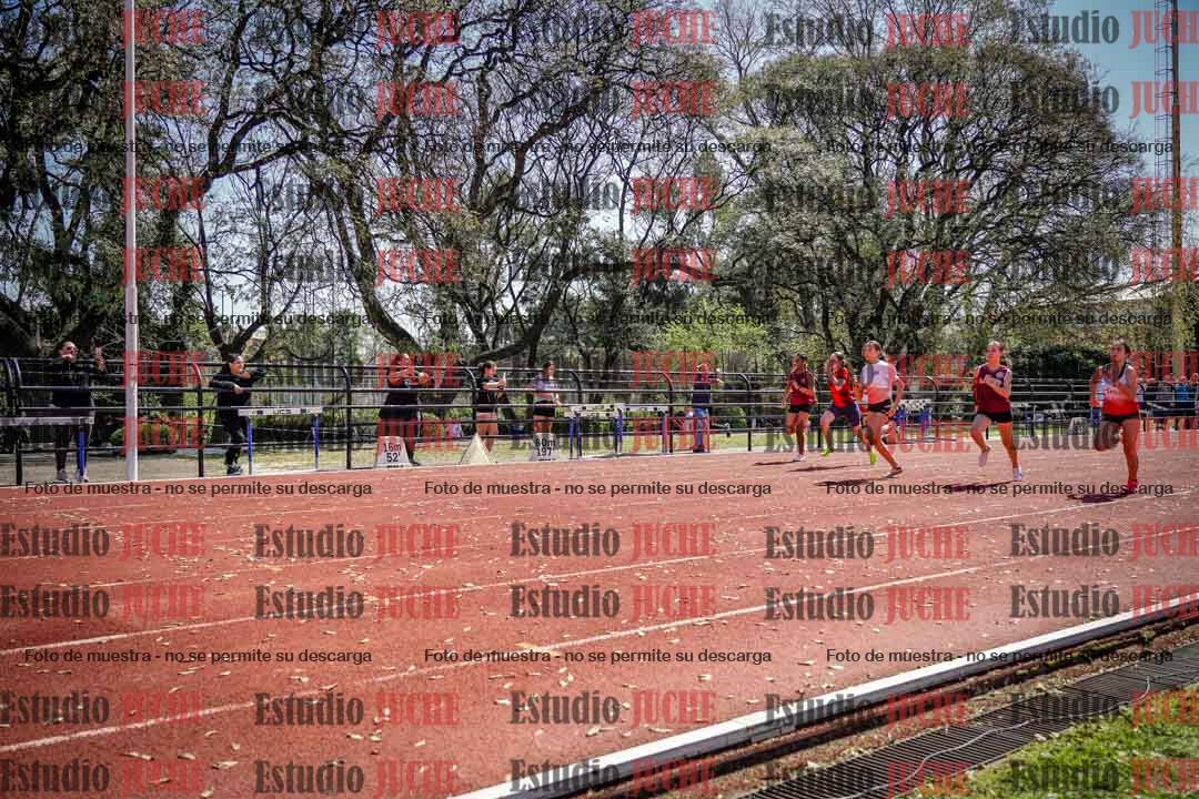 Fotos de los 80 m llanos de mujeres