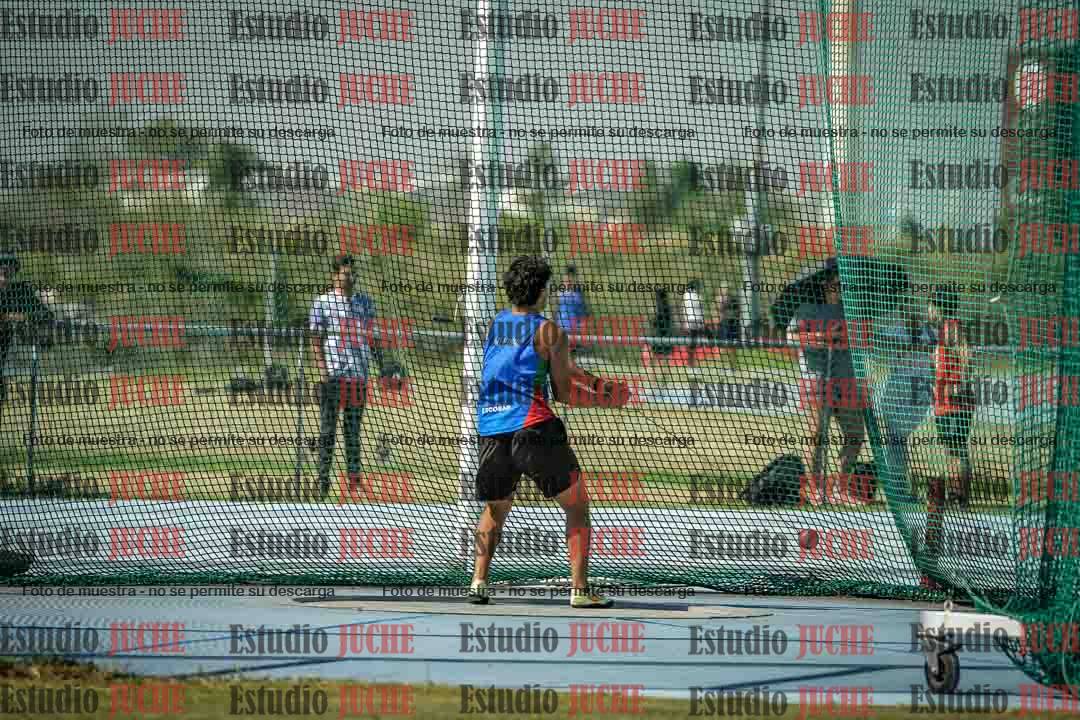 Fotos del lanzamiento de martillo de varones