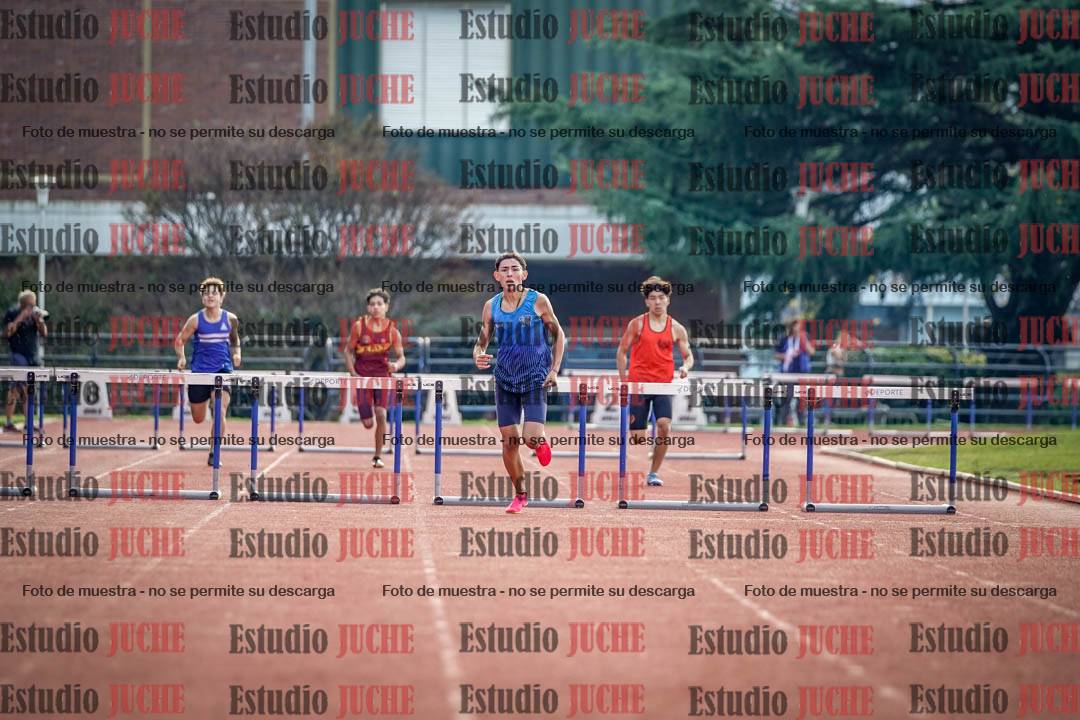 Fotos de los 400 m con vallas de varones