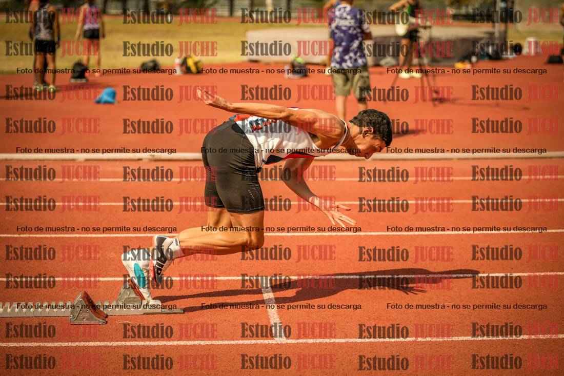 Fotos de los 400 m llanos de varones