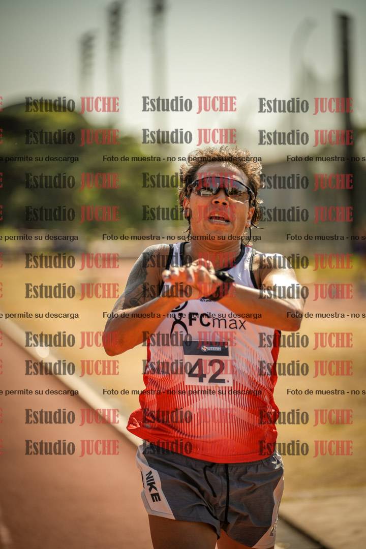 Fotos de los 3000 m llanos de varones