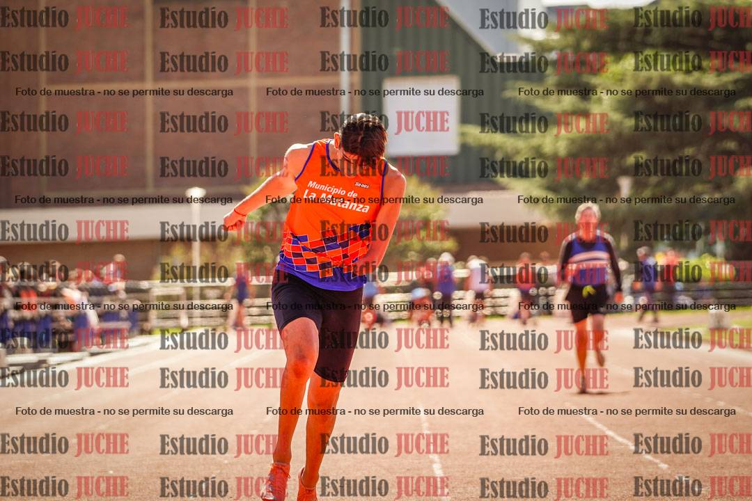 Fotos de los 100 m llanos de varones