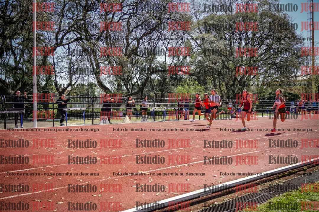 Fotos de los 80 m llanos de mujeres
