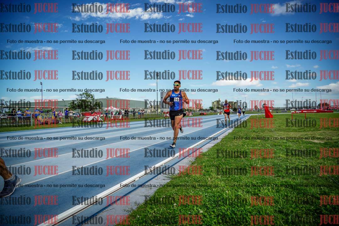 Fotos de los 1000 m llanos de varones
