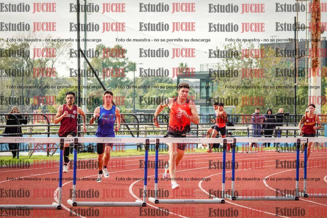Fotos de los 400 m con vallas de varones