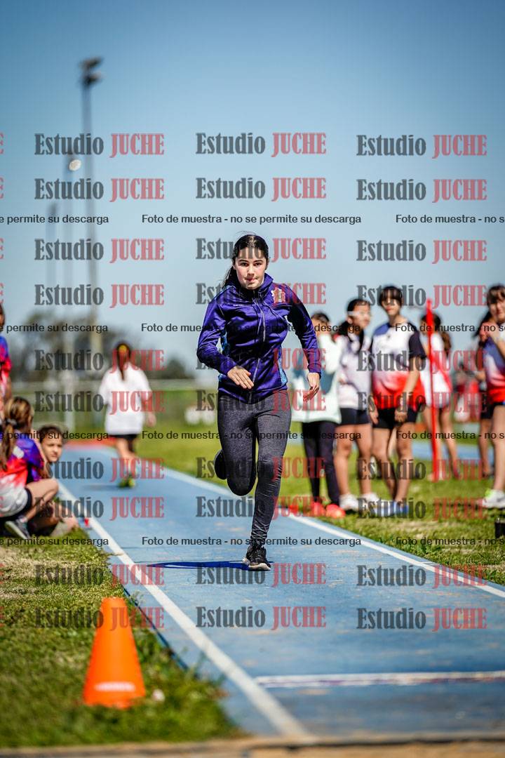 Fotos del salto en largo de mujeres - U15