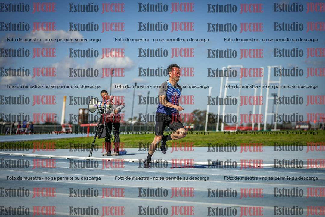 Fotos de los 200 m llanos de varones