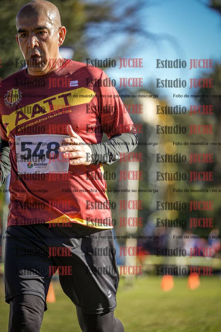 Fotos de la llegada del cross de 4000 m - varones