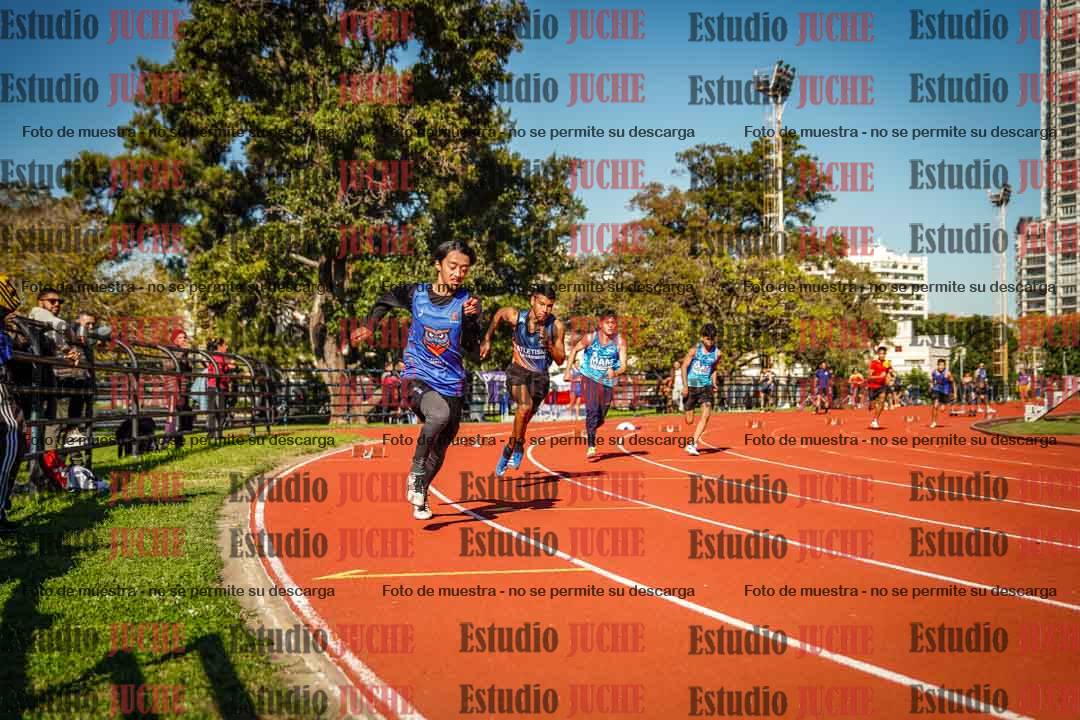 Fotos de los 200 m llanos de varones