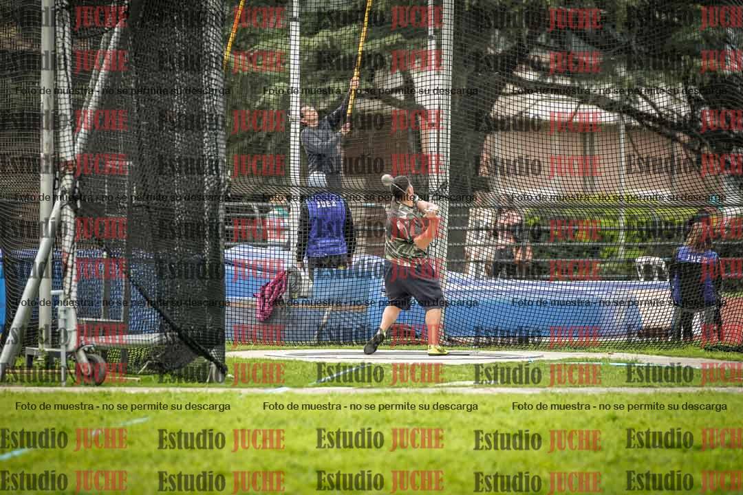 Fotos del lanzamiento de martillo de varones