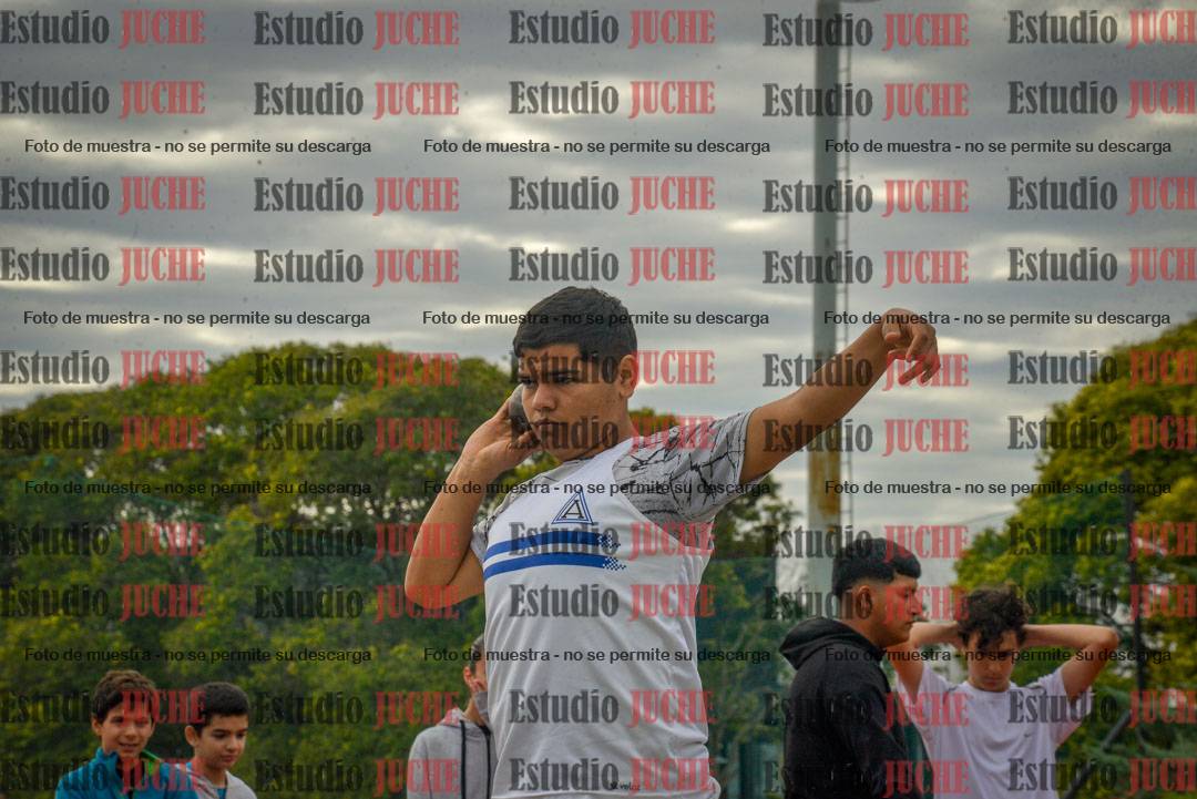 Fotos del lanzamiento de bala de varones