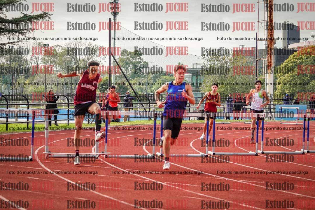 Fotos de los 400 m con vallas de varones