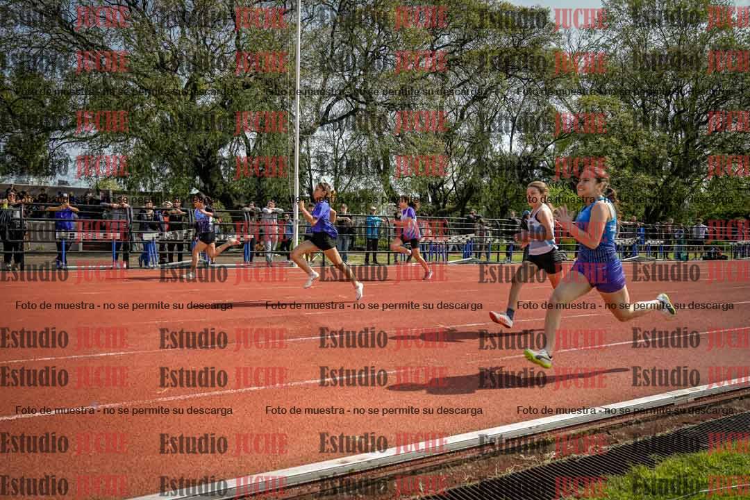 Fotos de los 80 m llanos de mujeres