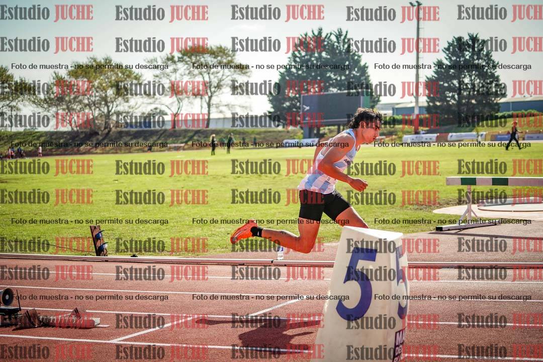 Fotos de los 400 m llanos de varones