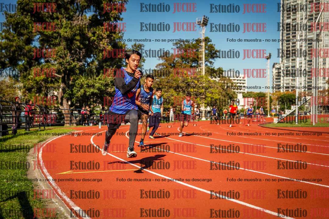 Fotos de los 200 m llanos de varones