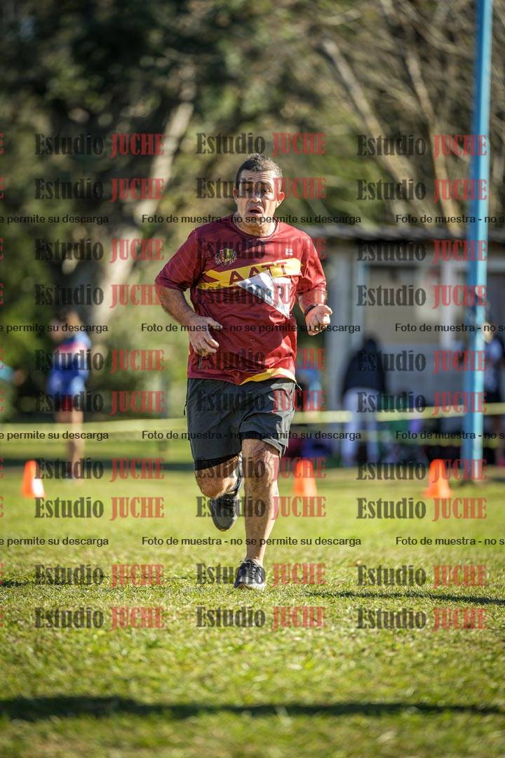 Fotos de la llegada del cross de 4000 m - varones