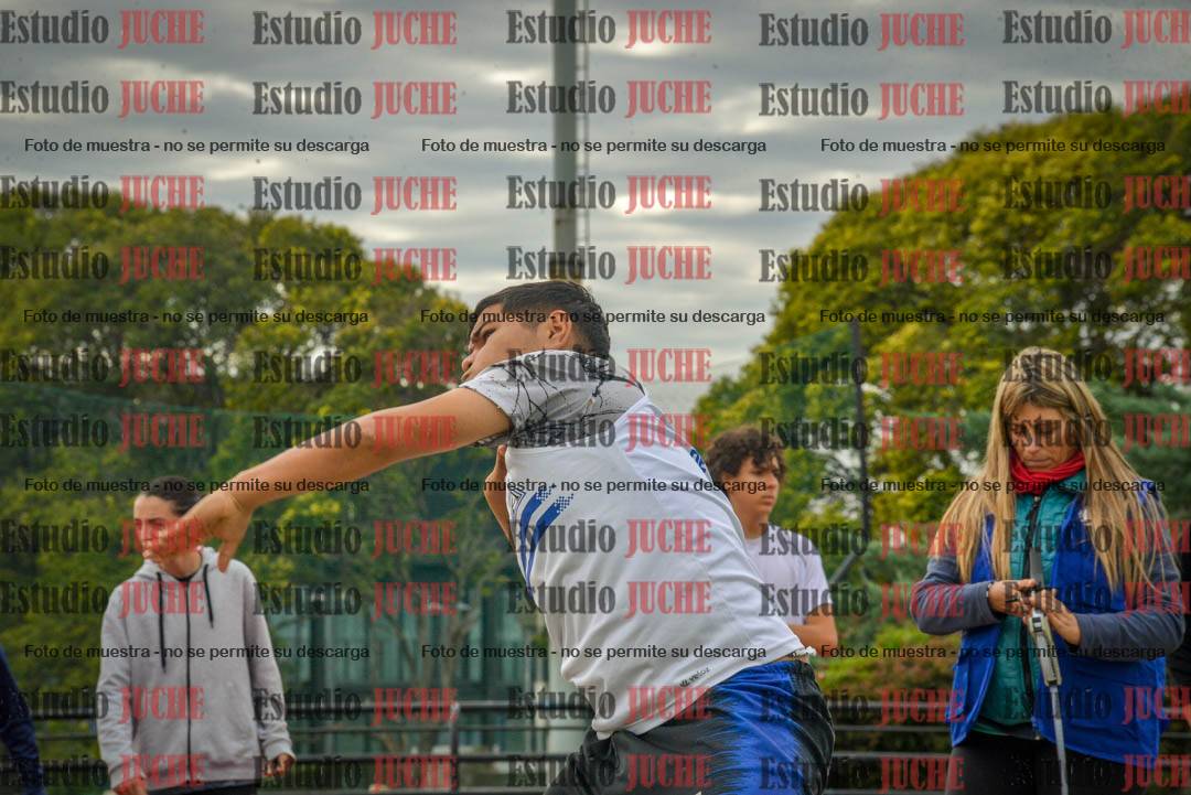 Fotos del lanzamiento de bala de varones