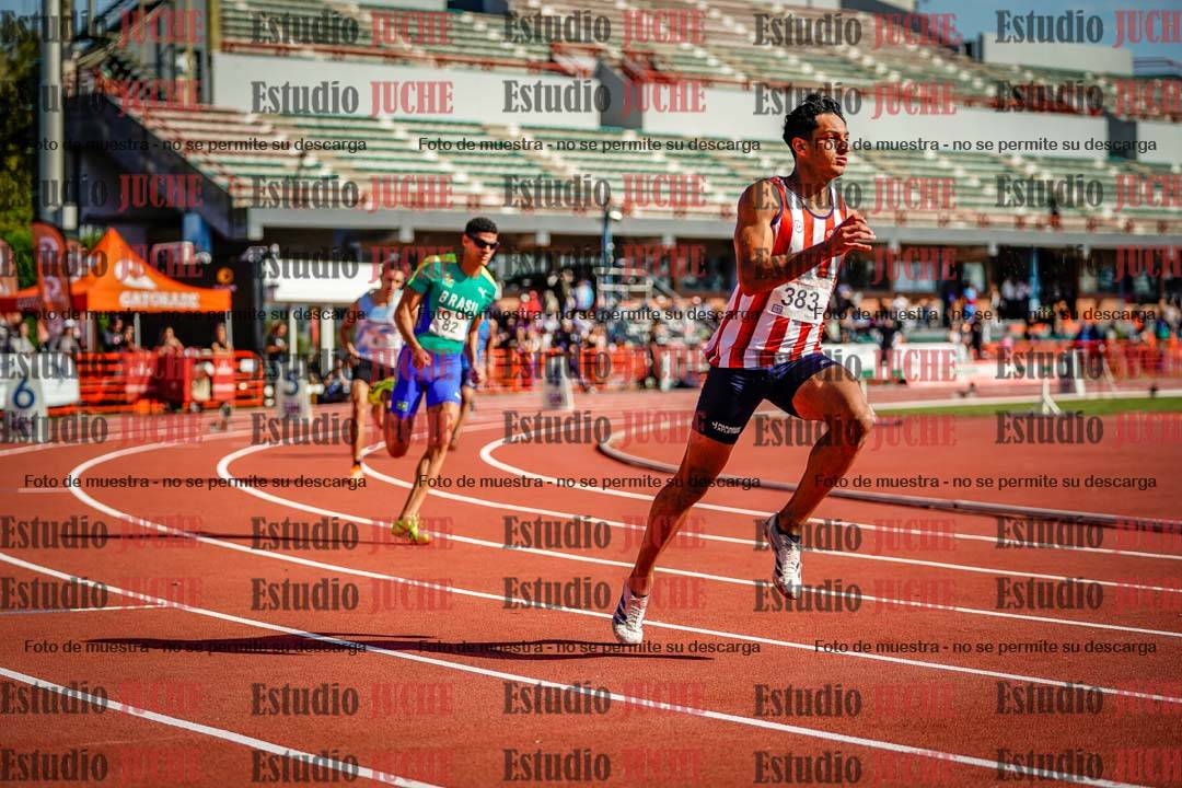 Fotos de los 400 m llanos de varones
