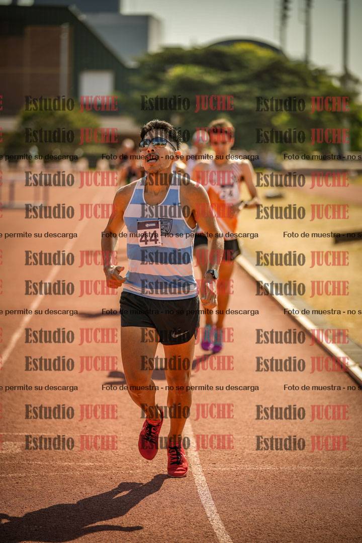 Fotos de los 3000 m llanos de varones