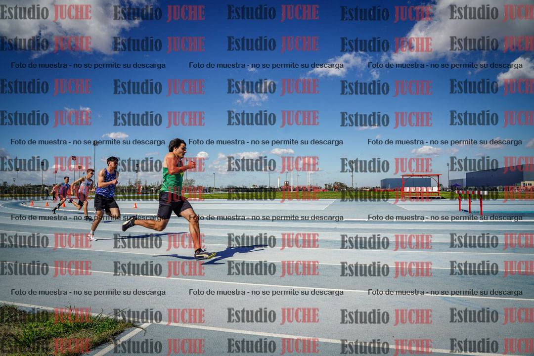 Fotos de los 200 m llanos de varones