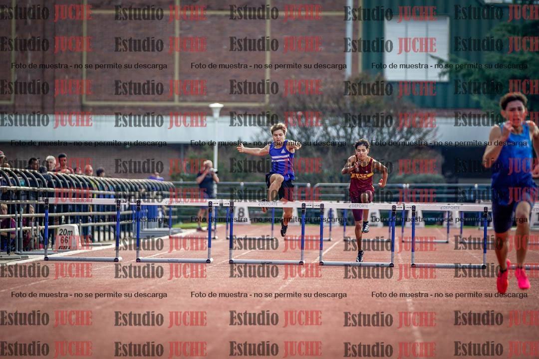 Fotos de los 400 m con vallas de varones