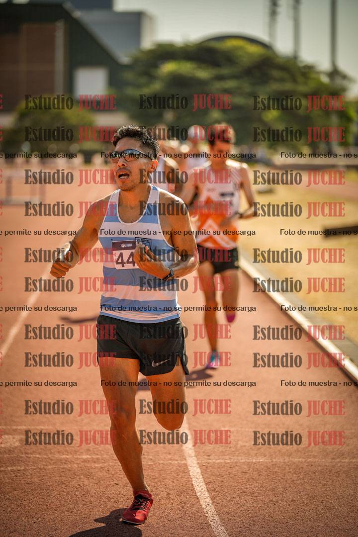 Fotos de los 3000 m llanos de varones