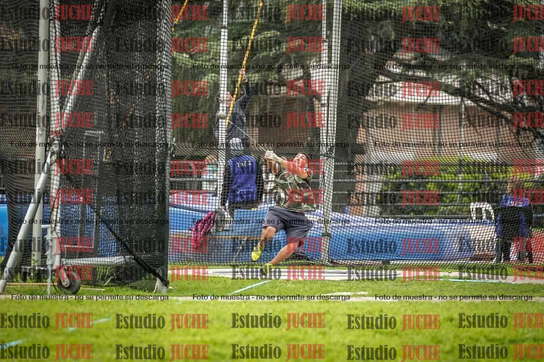 Fotos del lanzamiento de martillo de varones