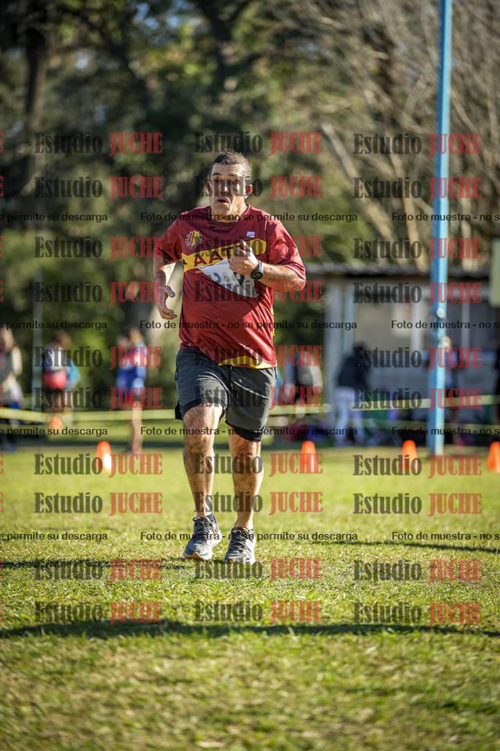 Fotos de la llegada del cross de 4000 m - varones