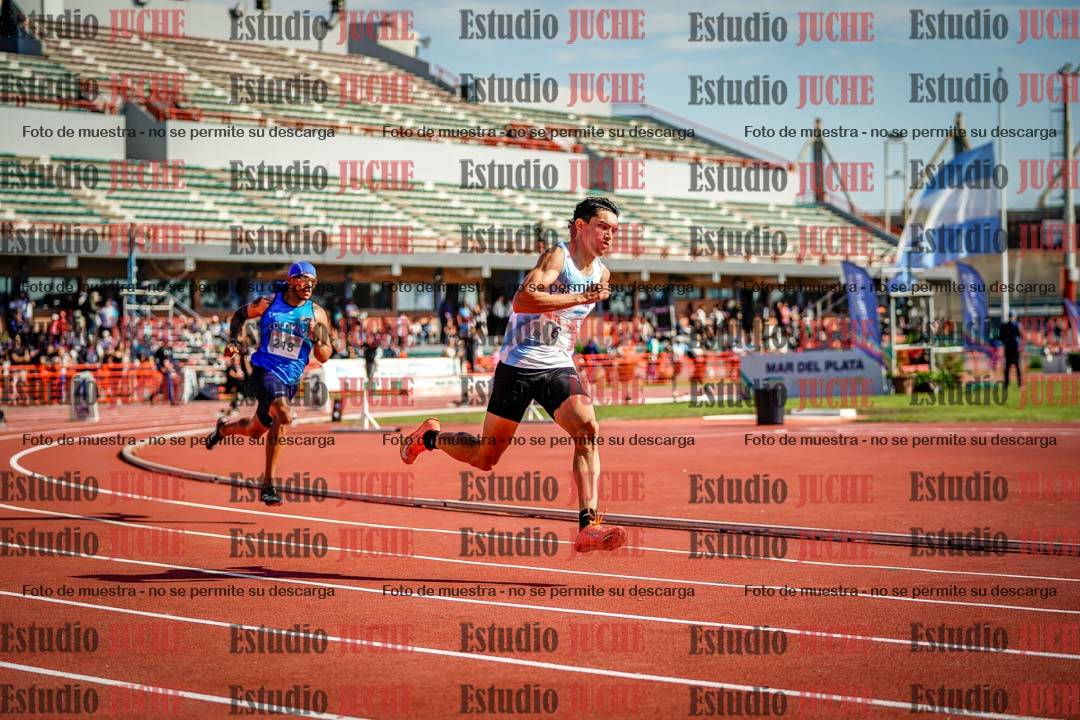 Fotos de los 400 m llanos de varones