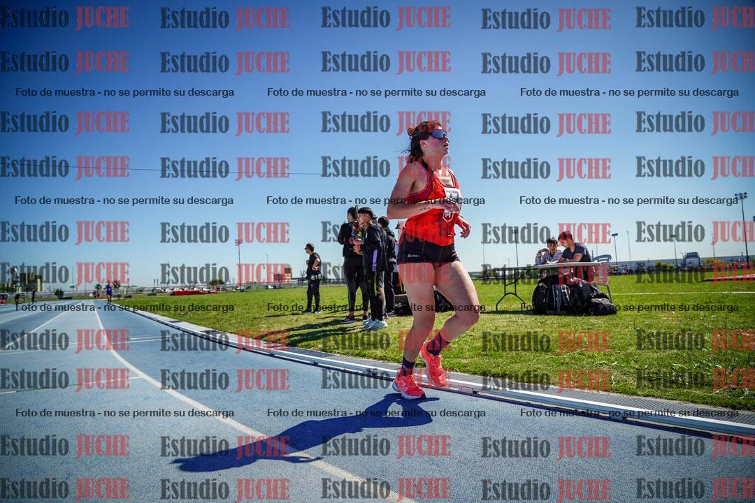 Fotos de los 5000 m de mujeres y varones - serie 2