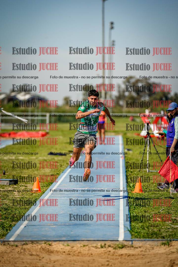Fotos del salto triple de varones