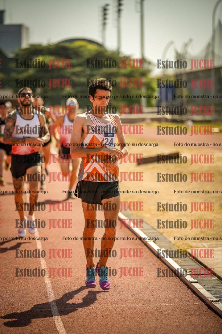 Fotos de los 3000 m llanos de varones