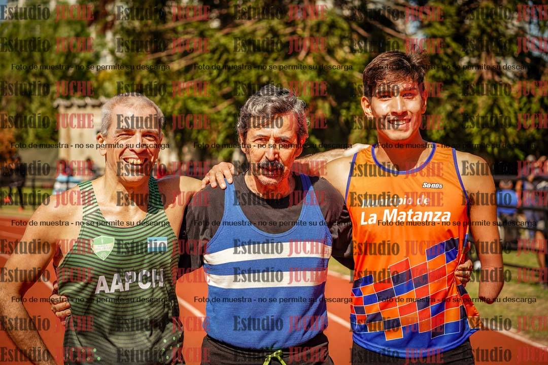Fotos de algunos podios y extras del torneo
