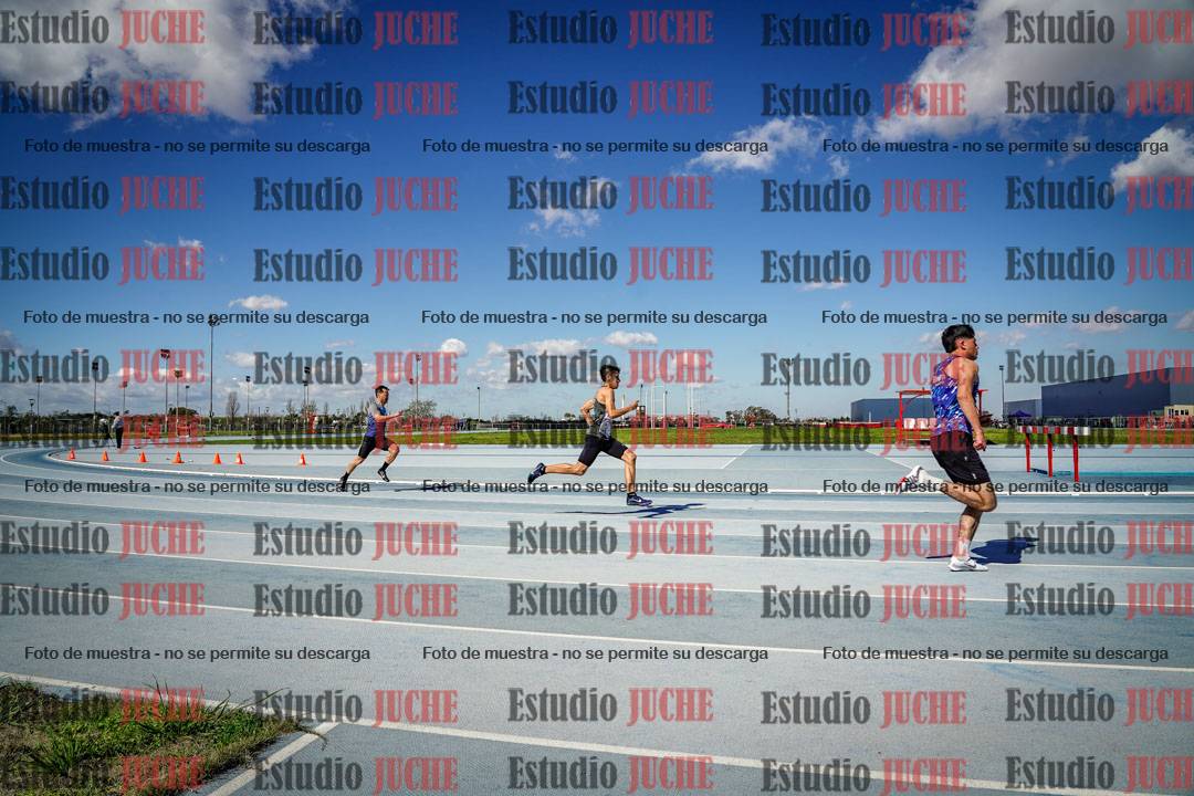 Fotos de los 200 m llanos de varones