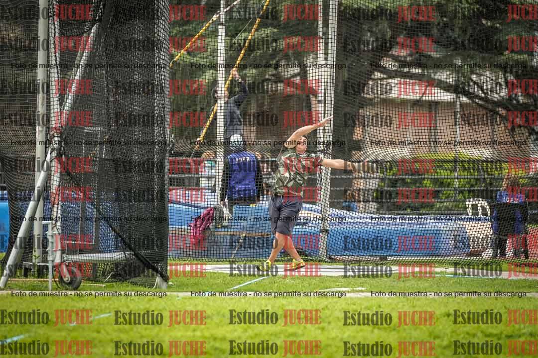 Fotos del lanzamiento de martillo de varones