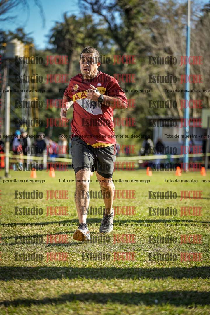 Fotos de la llegada del cross de 4000 m - varones