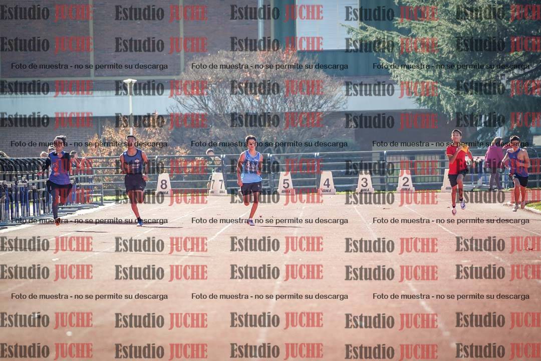 Fotos de los 200 m llanos de varones