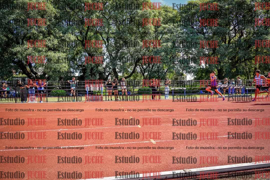 Fotos de los 100 m llanos de varones