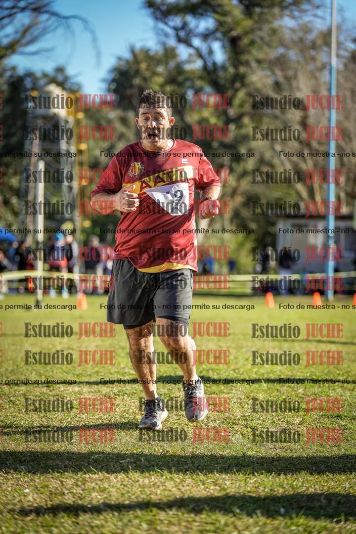 Fotos de la llegada del cross de 4000 m - varones