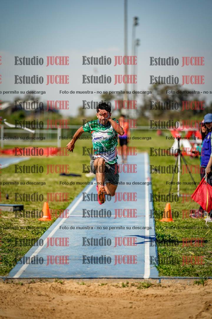 Fotos del salto triple de varones