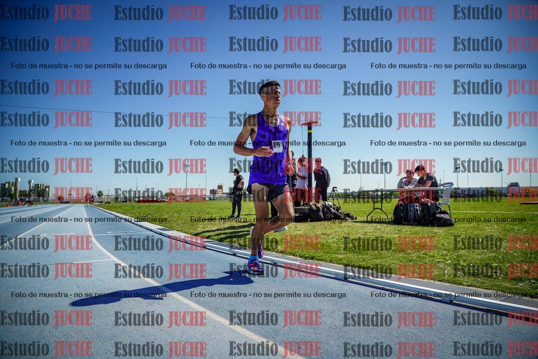 Fotos de los 5000 m de mujeres y varones - serie 2