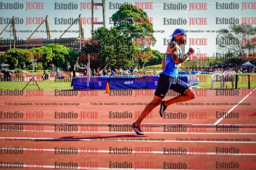 Fotos de los 400 m llanos de varones