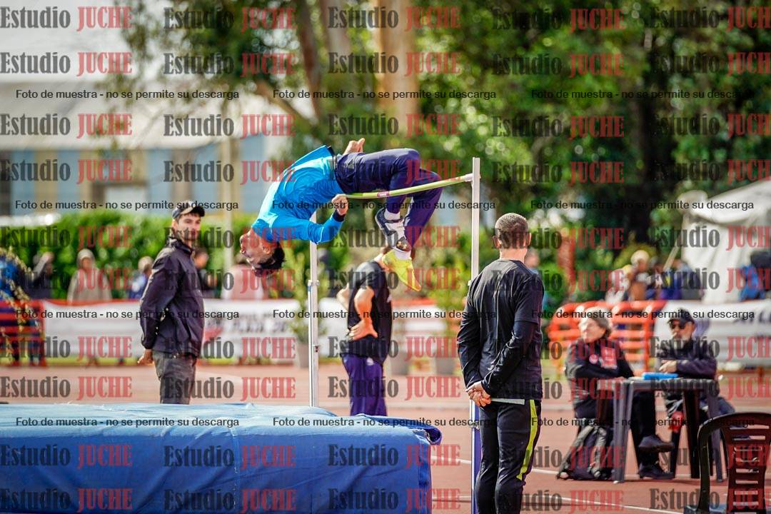 Fotos del salto en alto de varones - FINAL