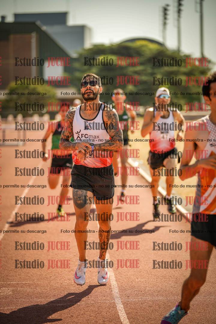 Fotos de los 3000 m llanos de varones