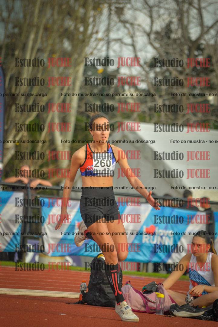Fotos del salto en alto de mujeres